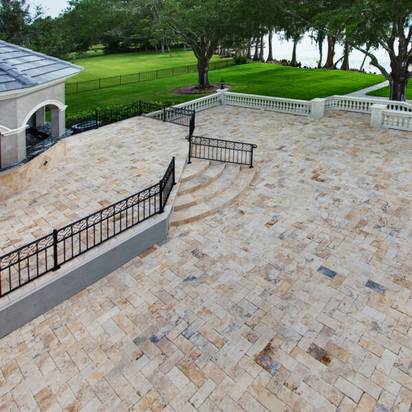 Country Classic Travertine Paved Driveway