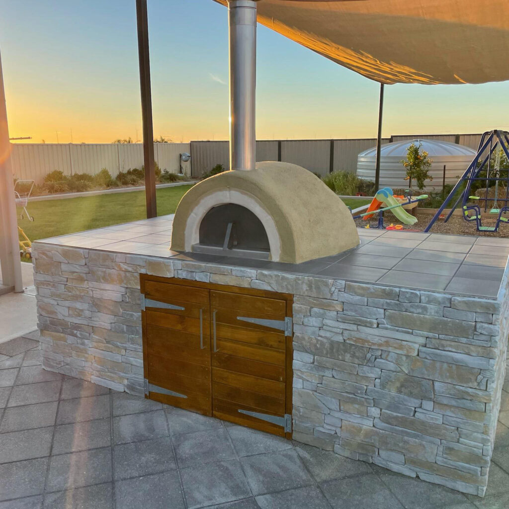 Ledge stone cladding Natural grey pizza oven